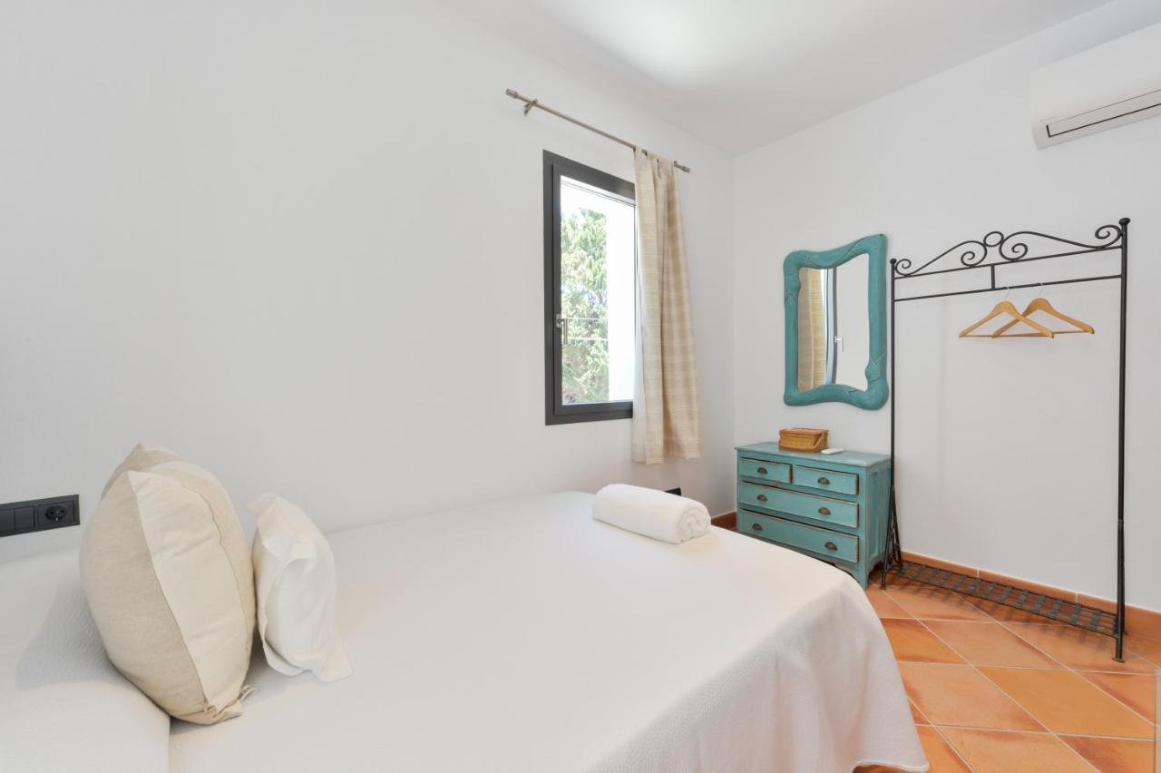 New Villa With Pool 19 Mins From Ibiza Town Cana Claraサンタ・エウラリア・デス・リウ エクステリア 写真